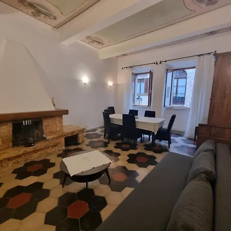 Appartement Corso Libertà 25 *