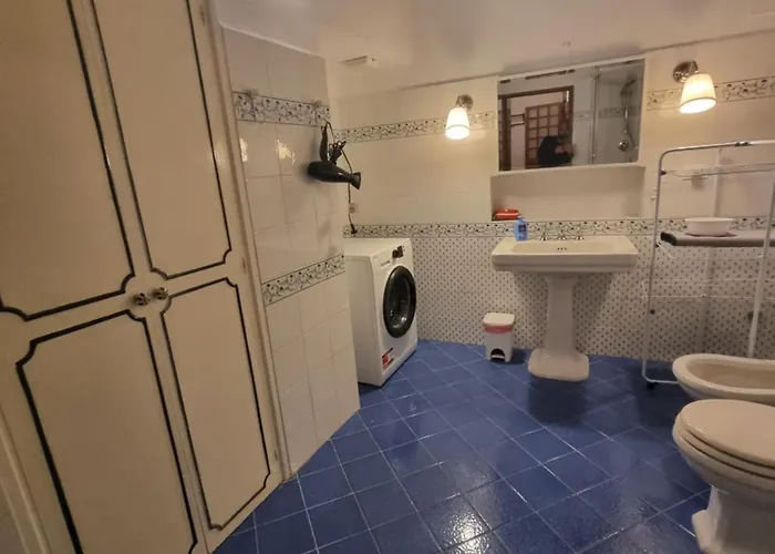 Corso Liberta 25 *