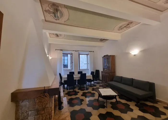 公寓 Corso Liberta 25 *